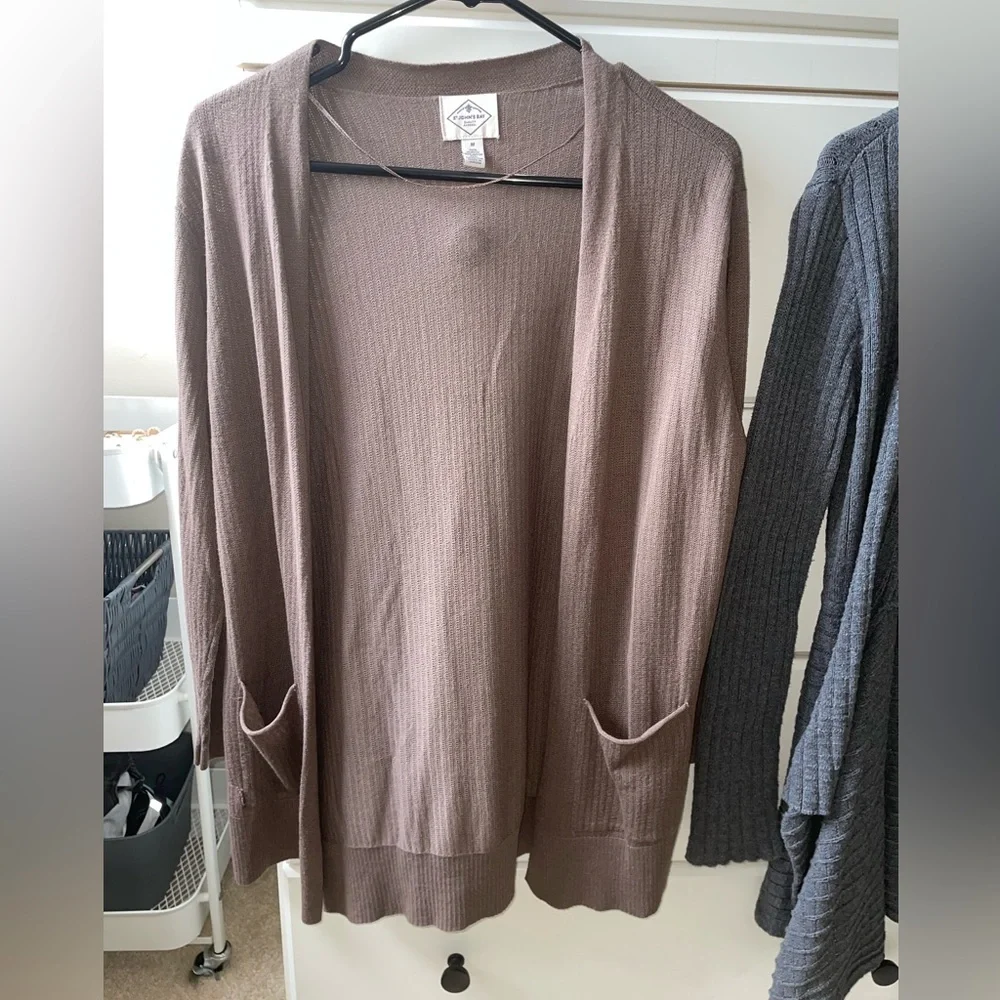 Cardigans - Picture 2 of 5